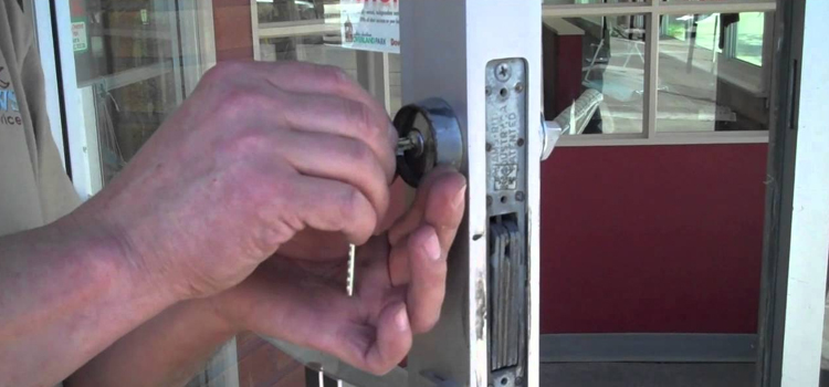 commercial door lock repair Windfields