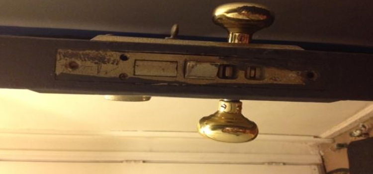 Old Mortise Lock Replacement in Kerdon